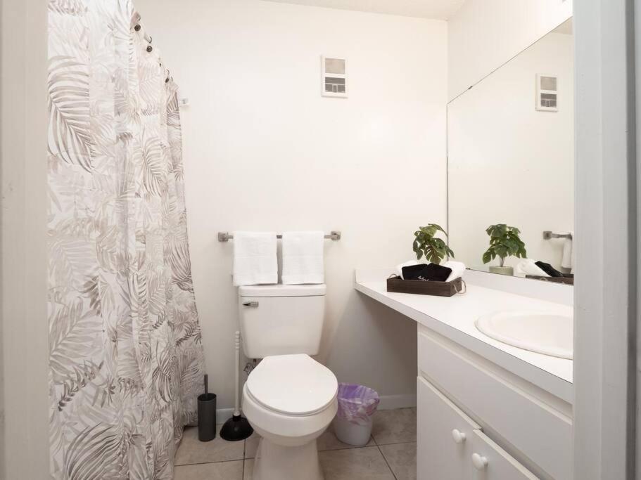 Spacious Condo Mins To Shands, University, & Downtown! Gainesville Exterior foto