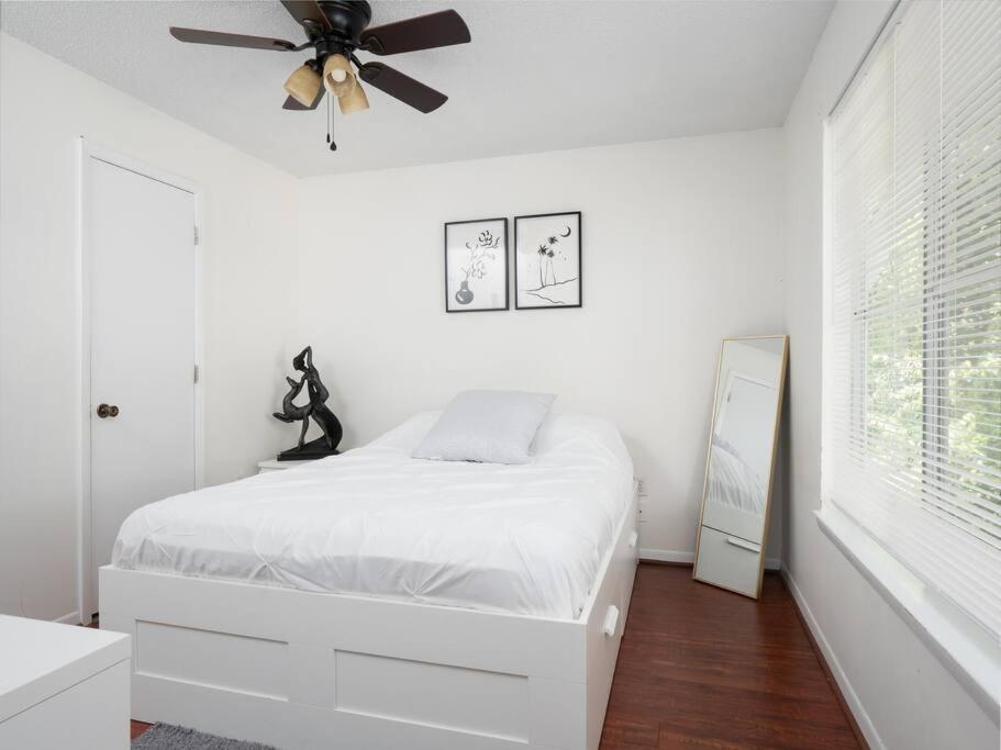 Spacious Condo Mins To Shands, University, & Downtown! Gainesville Exterior foto